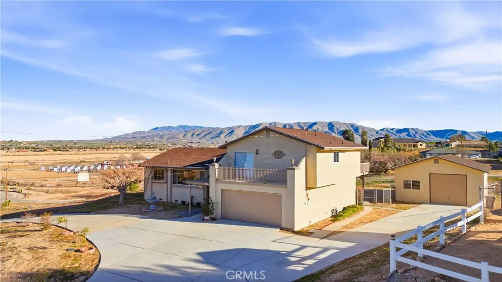 18785 Talisman, Hesperia, CA — listing photo 1