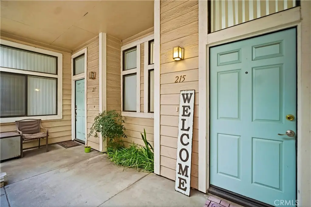 4900 N Grand Avenue 215, Covina, CA — listing photo 1