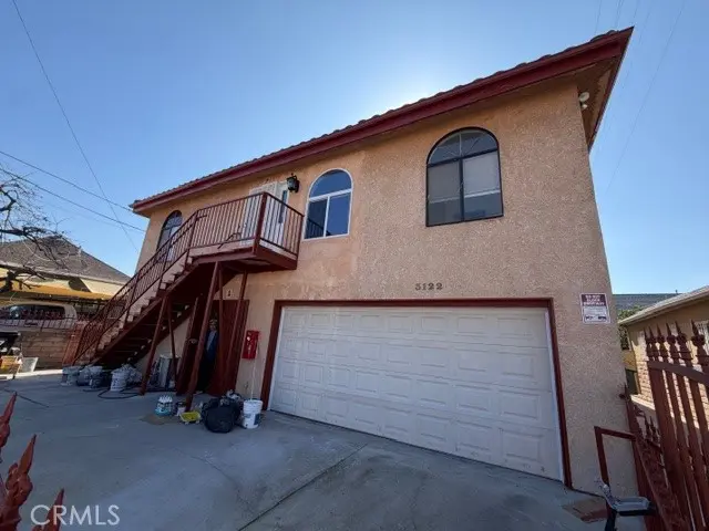 Residential Lease for rent at 3122 7 Baldwin, Los Angeles, Los Angeles County, CA featuring 4 beds and 2 baths