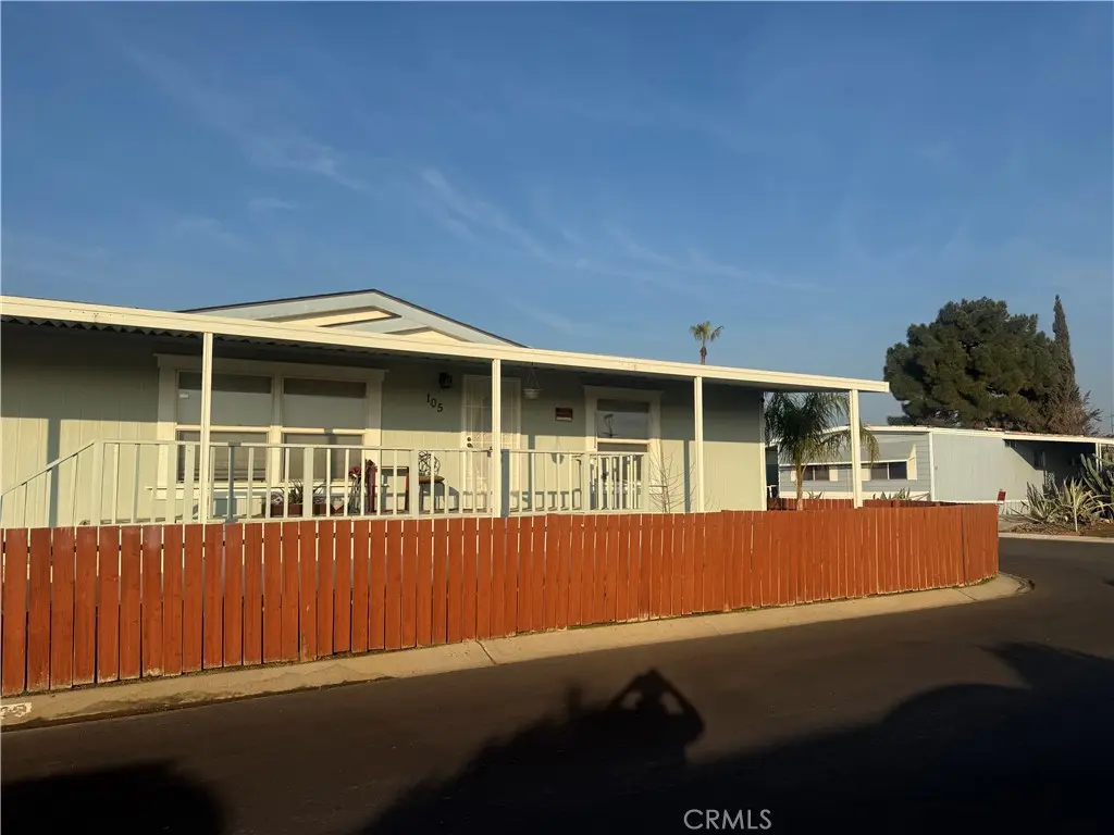 Manufactured In Park for sale at 6601 Eucalyptus, Bakersfield, CA featuring 3 beds and 2 baths