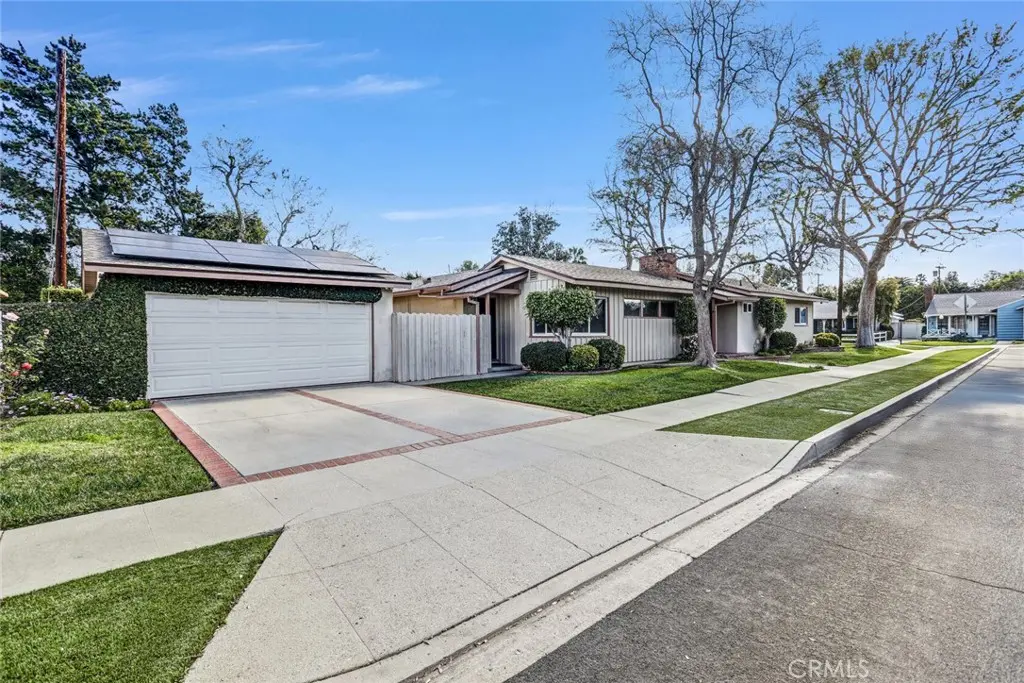 5906 Colbath, Valley Glen, CA — listing photo 1