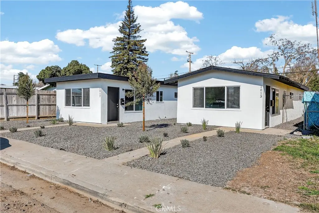 Single Family Residence for sale at 1013 -1017 W Santa Fe Avenue, Merced, CA featuring 2 beds and 1 bath