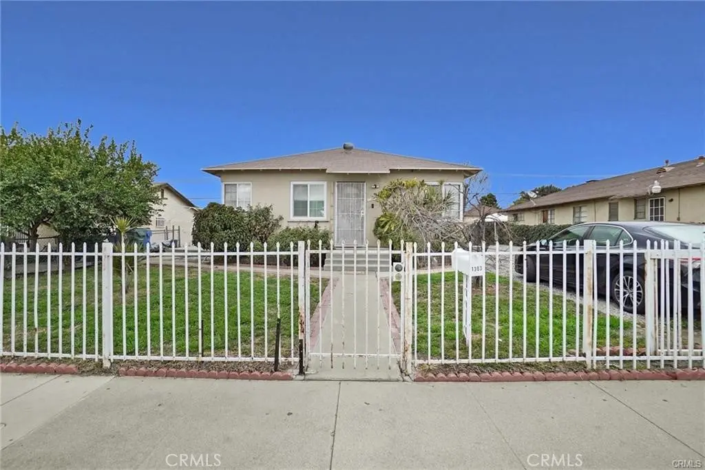 1303 1305 E Kingsley Avenue, Pomona, CA — listing photo 1