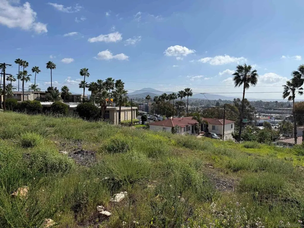 7520 High Street, La Mesa, CA — listing photo 1