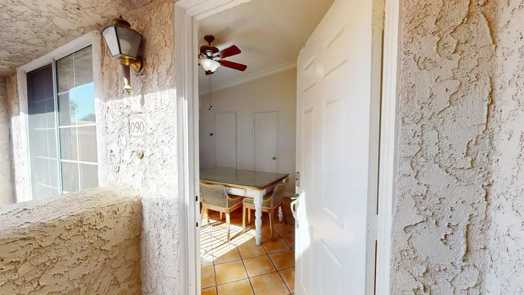Residential Lease for rent at 505 S Farrell Drive O90, Palm Springs, Riverside County, CA featuring 2 beds and 2 baths