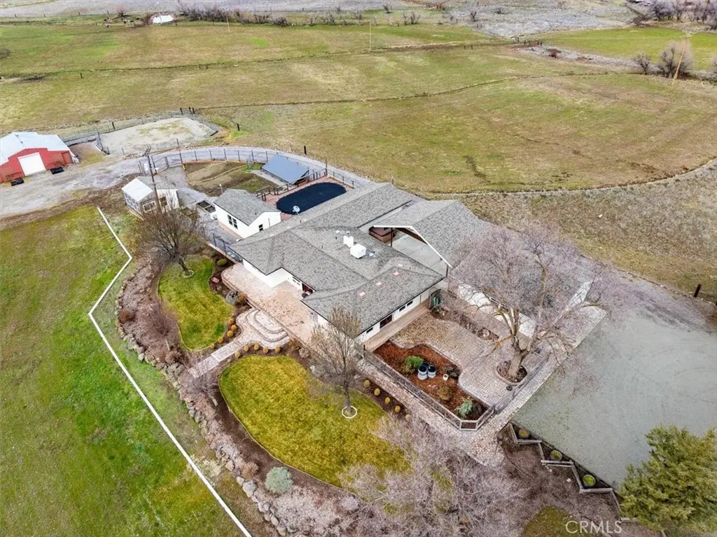 Single Family Residence for sale at 1201 Ball Mountain Little Shasta Rd, Montague, CA featuring 3 beds and 4 baths