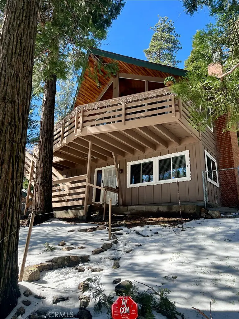 855 Bergschrund Drive, Crestline, CA — listing photo 1