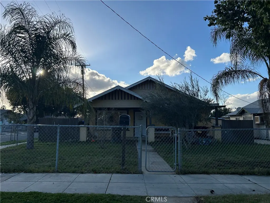 Single Family Residence for sale at 3393 Eucalyptus Avenue, Riverside, CA featuring 3 beds and 1 bath