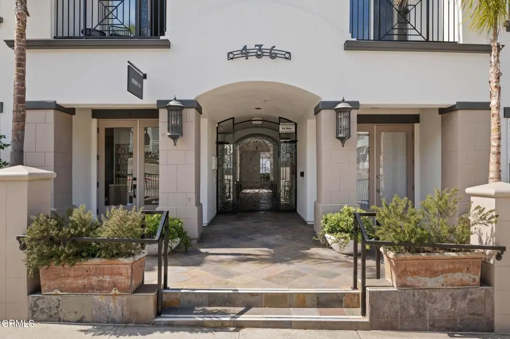 436 Poli Street 301, Ventura, CA — listing photo 1