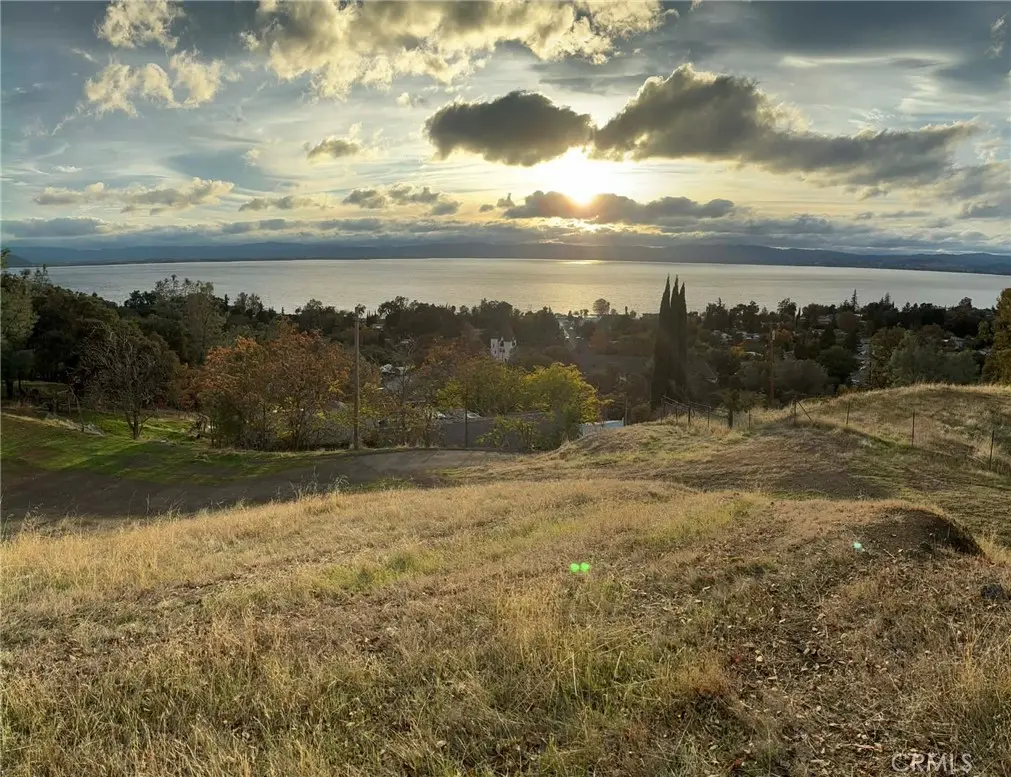 3891 Sunset, Lucerne, CA — listing photo 1