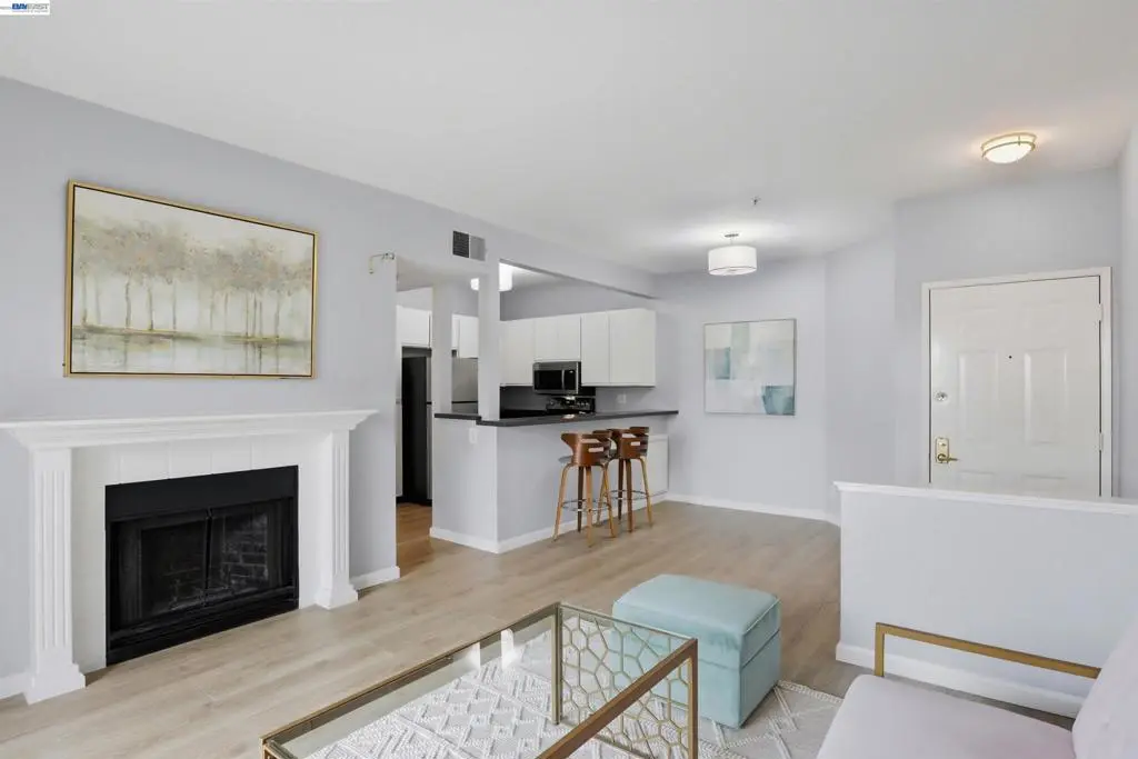 Condominium for sale at 1280 Stanhope Ln 246, Hayward, CA featuring 1 bed and 1 bath