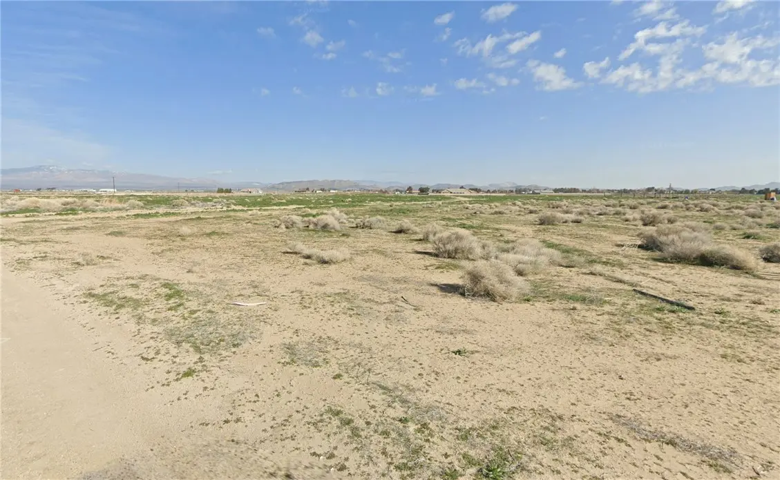 82 Antelope, Lancaster, CA — listing photo 1