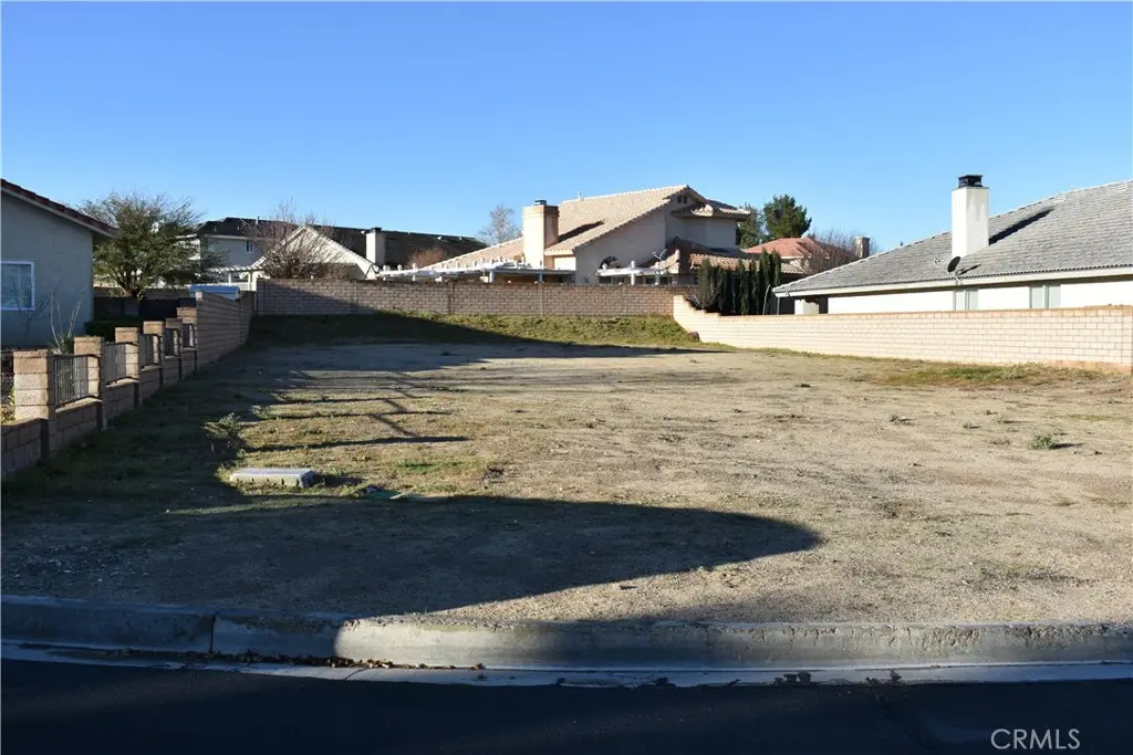 14167 Polly Court, Helendale, CA — listing photo 1