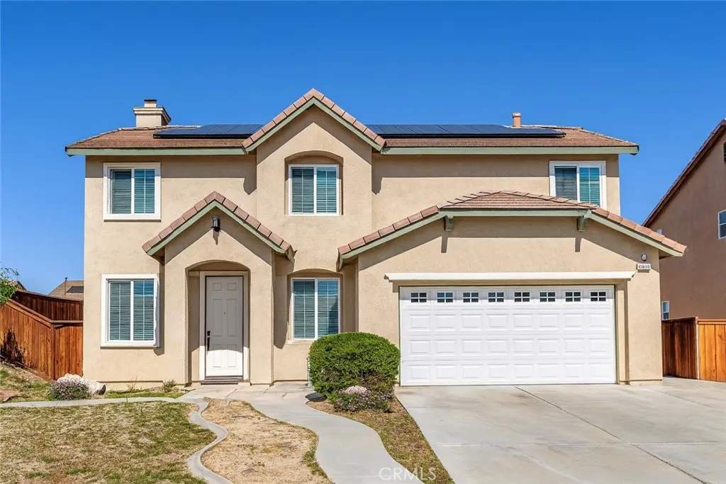 Single Family Residence for sale at 13674 Buena Vista, Hesperia, CA featuring 5 beds and 3 baths