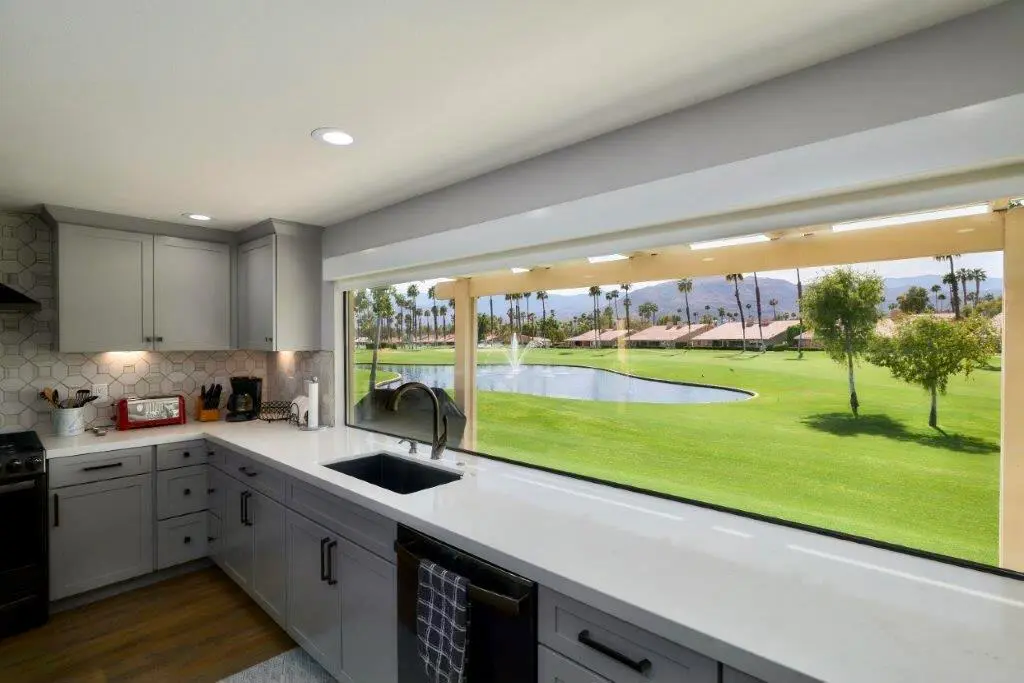 Residential Lease for rent at 25 Maximo Way, Palm Desert, Riverside County, CA featuring 3 beds and 3 baths