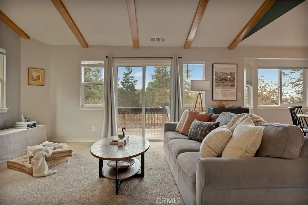 1419 Calgary, Lake Arrowhead, CA — listing photo 1
