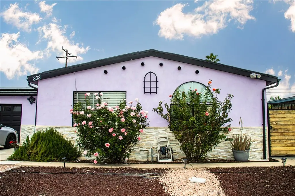838 W Brockton, Redlands, CA — listing photo 1