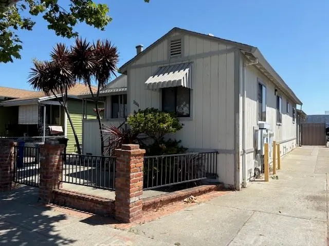 Single Family Residence for sale at 2144 Alvarado St, San Leandro, CA featuring 3 beds and 2 baths