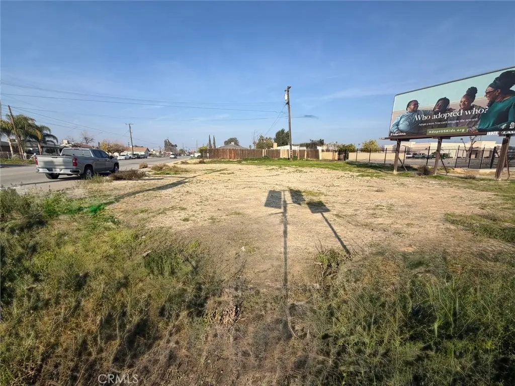 1000 E California, Bakersfield, CA — listing photo 1