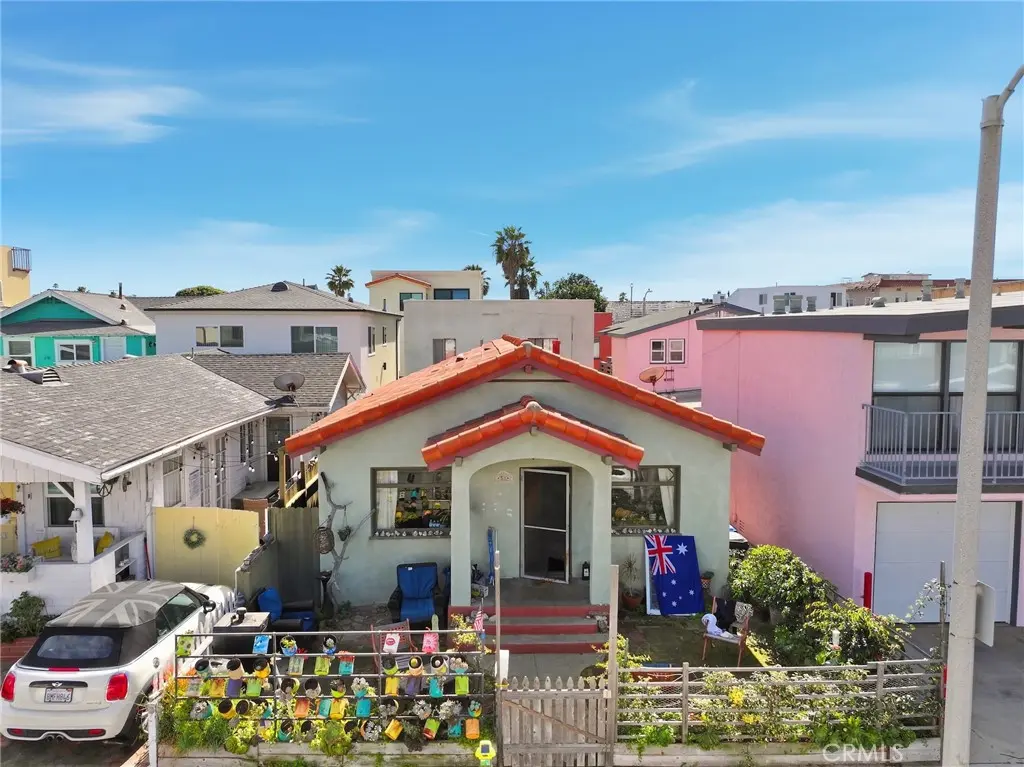 Triplex for sale at 50 10th Street, Hermosa Beach, CA