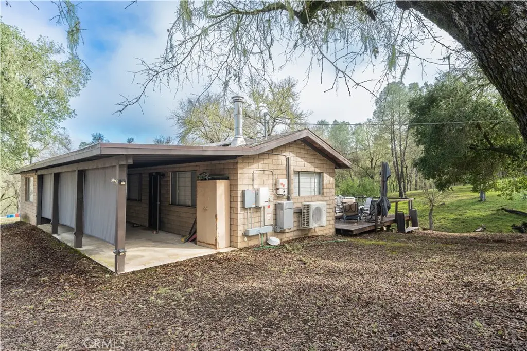 Single Family Residence for sale at 4500 Gage Irving Dr, Paso Robles, CA featuring 2 beds and 2 baths