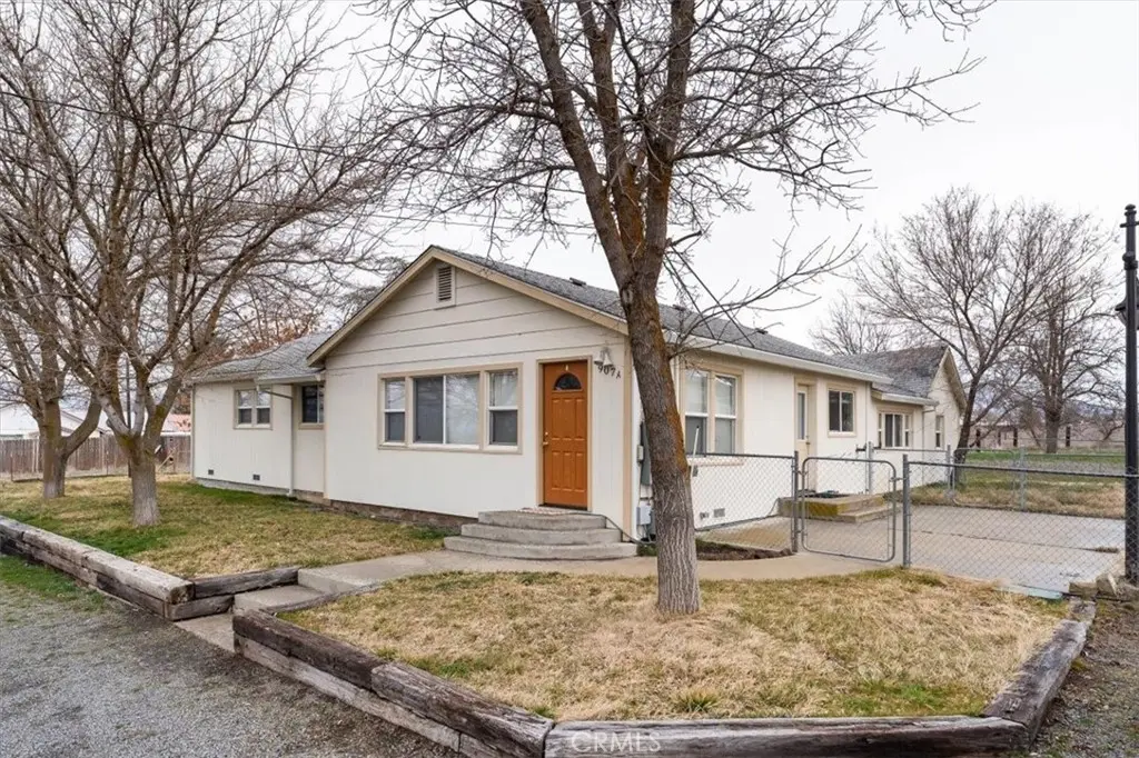 Triplex for sale at 907 Ball Mountain Little Shasta, Montague, CA featuring 6 beds and 4 baths