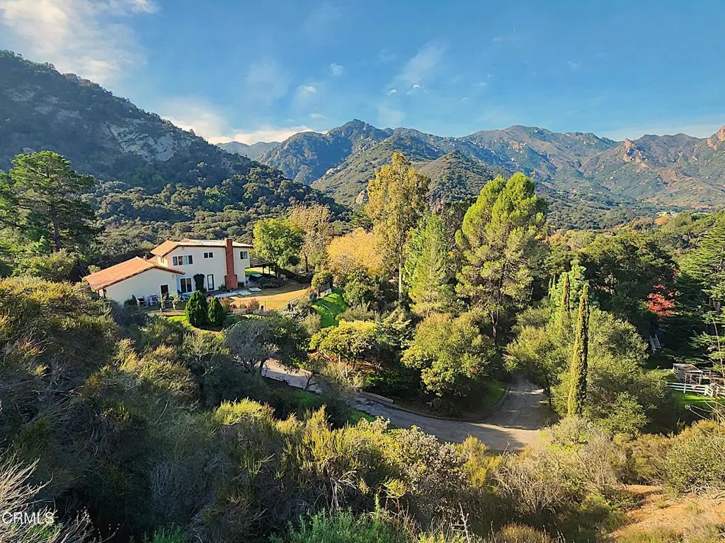 Single Family Residence for sale at 548 Live Oak Circle Drive, Calabasas, CA featuring 5 beds and 3 baths