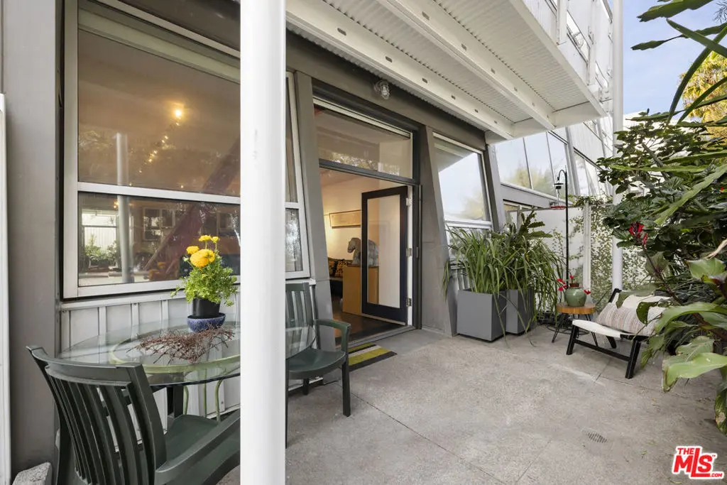 615 Hampton Drive B104, Venice, CA — listing photo 1