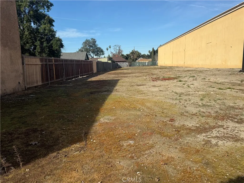 949 Garey Ave, Pomona, CA — listing photo 1