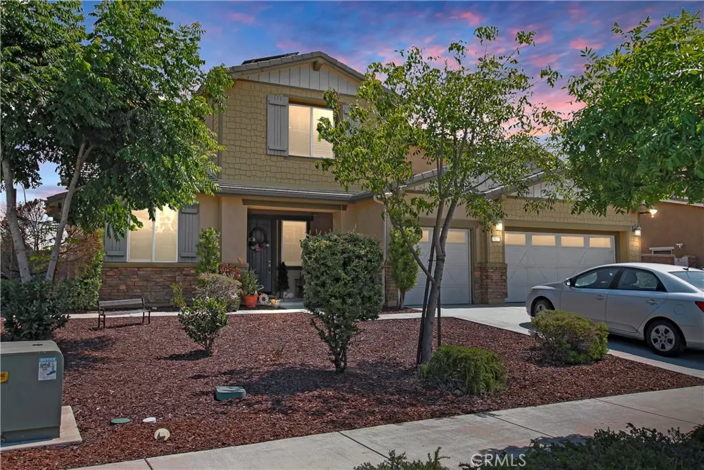 Single Family Residence for sale at 13122 Capricornio, Riverside, CA featuring 7 beds and 5 baths
