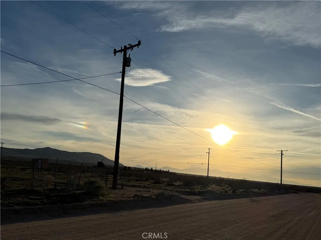 25733 Lancelet Street, Apple Valley, CA — listing photo 1