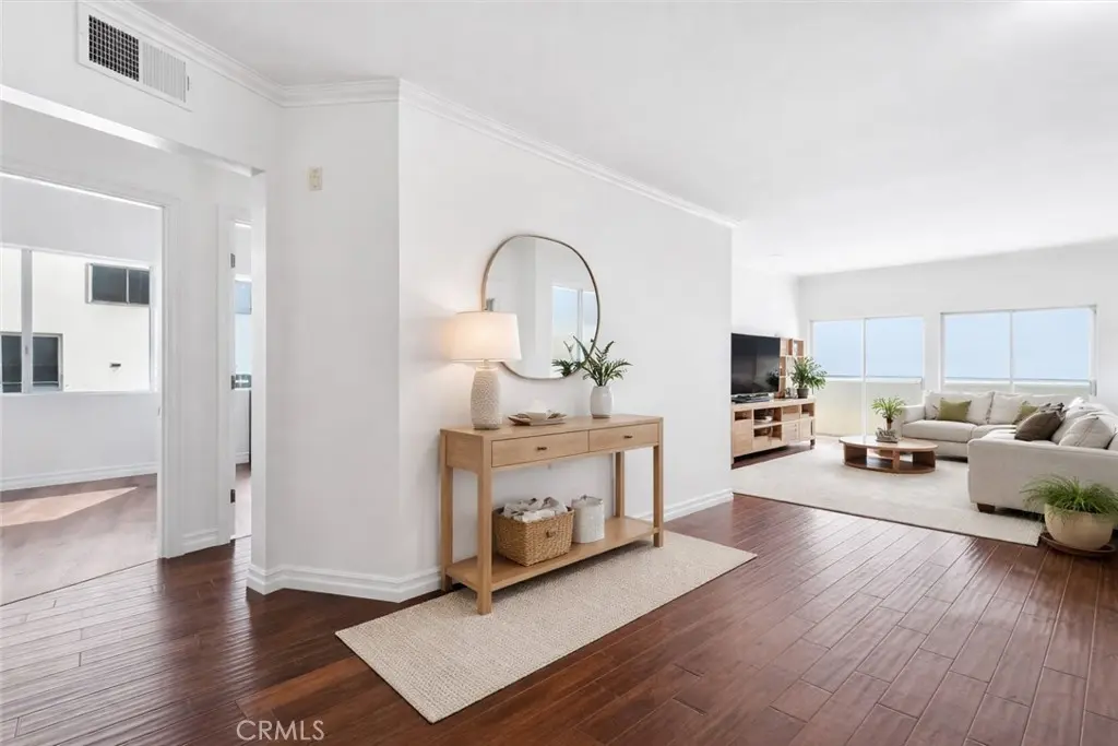 Condominium for sale at 11822 Goshen Avenue 303, Los Angeles, CA featuring 3 beds and 2 baths