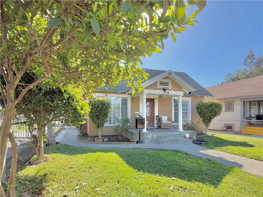 Duplex for sale at 1016 W 51st Place, Los Angeles, CA
