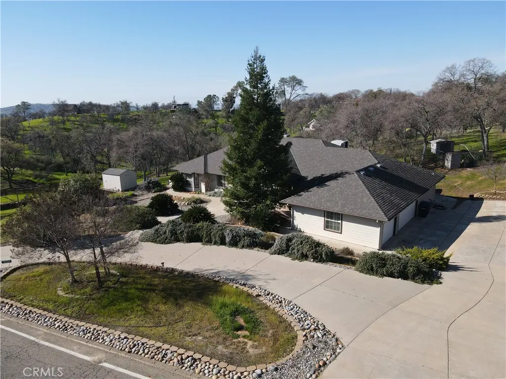 41766 John Muir Drive, Coarsegold, CA — listing photo 1