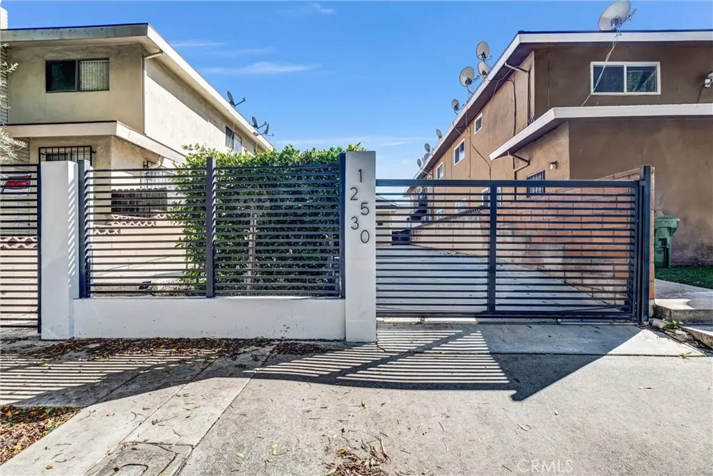 12530 Birch, Hawthorne, CA — listing photo 1