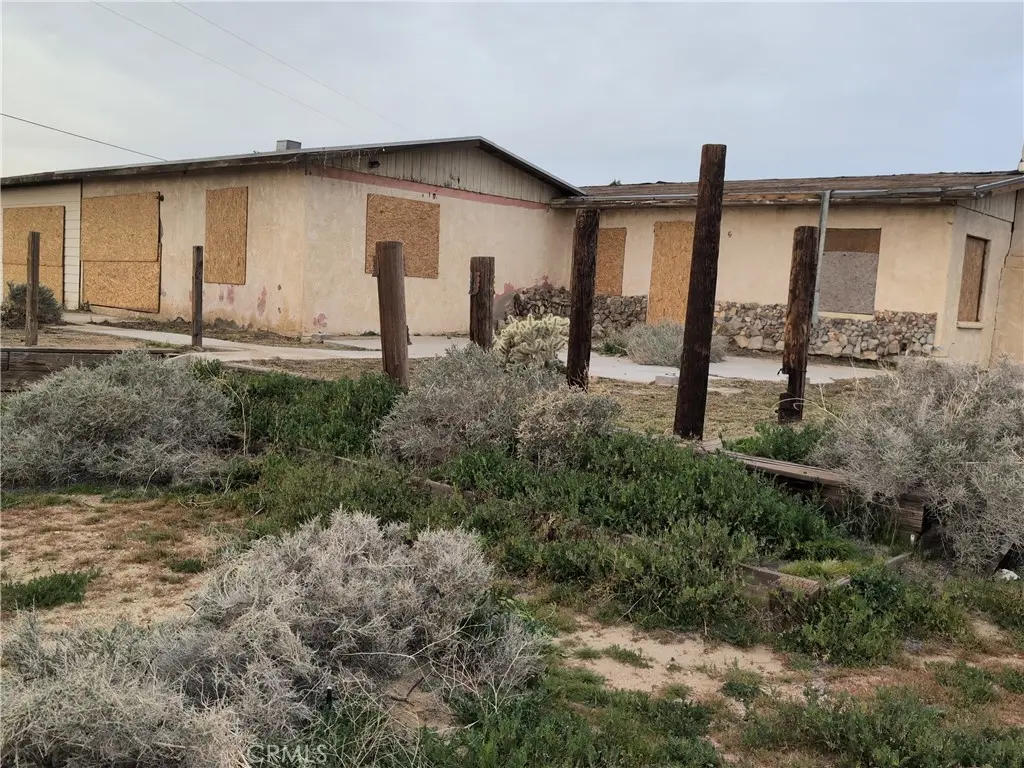 7605 E Obsidian, Cantil, CA — listing photo 1