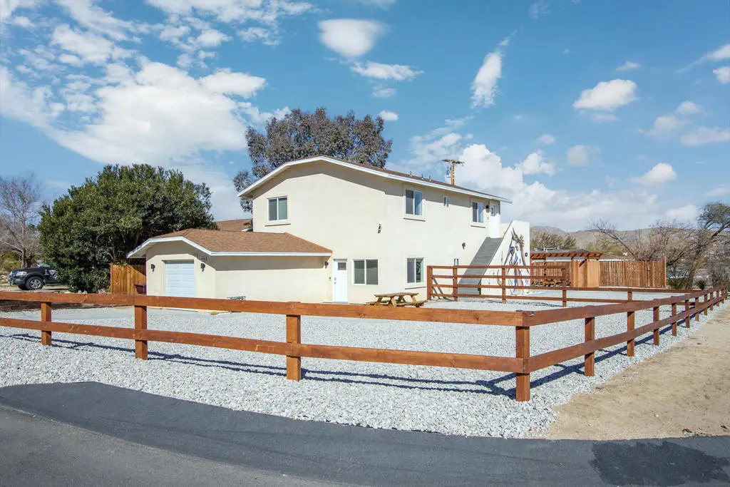 61786 Desert Air Road, Joshua Tree, CA — listing photo 1