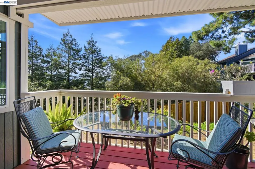 Condominium for sale at 1863 Shirley Dr, Benicia, CA featuring 2 beds and 2 baths