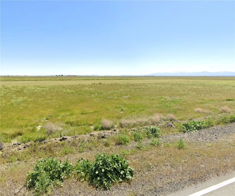70 W Avenue B-4, Lancaster, CA — listing photo 1