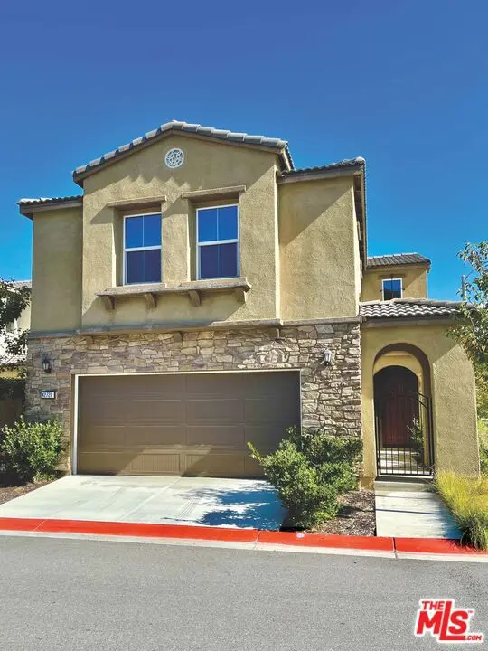 Residential Lease for rent at 42720 Azure Street, Temecula, Riverside County, CA featuring 3 beds and 3 baths