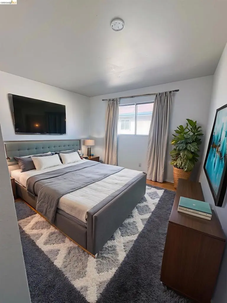 Condominium for sale at 2108 Lemontree Way 3, Antioch, CA featuring 2 beds and 1 bath