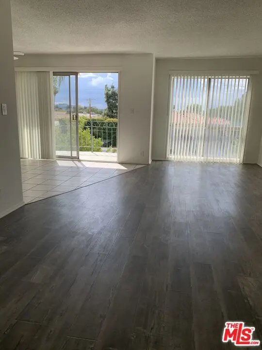 Residential Lease for rent at 9023 Alcott 304, Los Angeles, Los Angeles County, CA featuring 2 beds and 2 baths