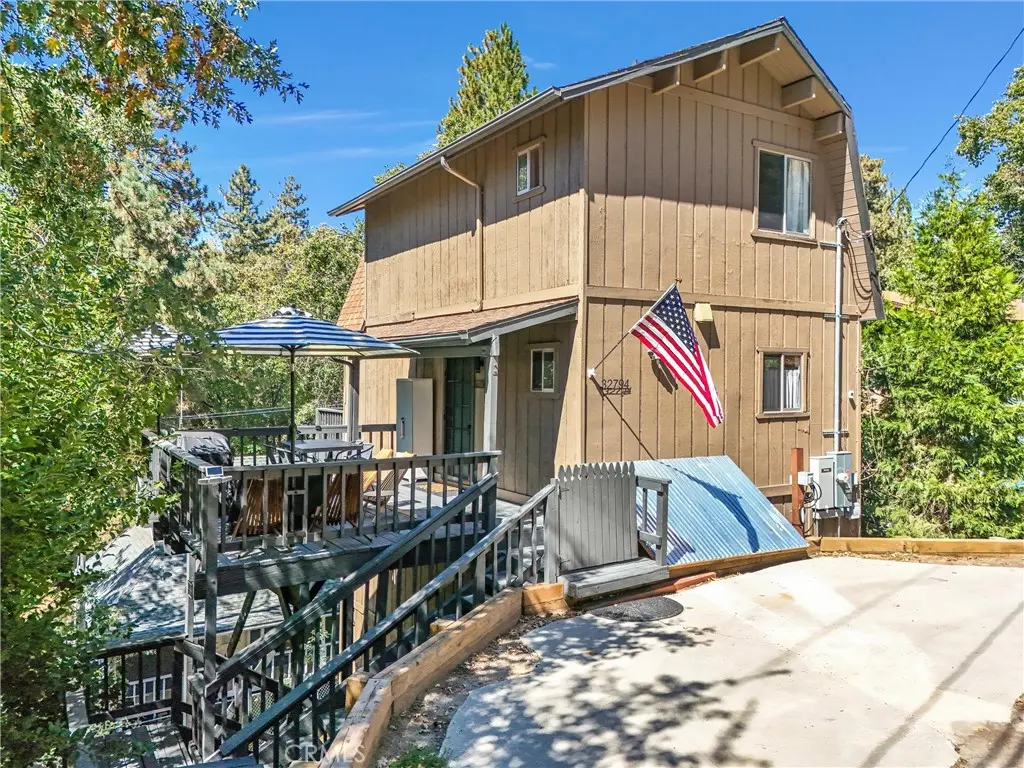 32794 Cougar Lane, Arrowbear, CA — listing photo 1