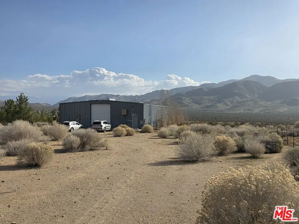 27003 Waalew Road, Apple Valley, CA — listing photo 1