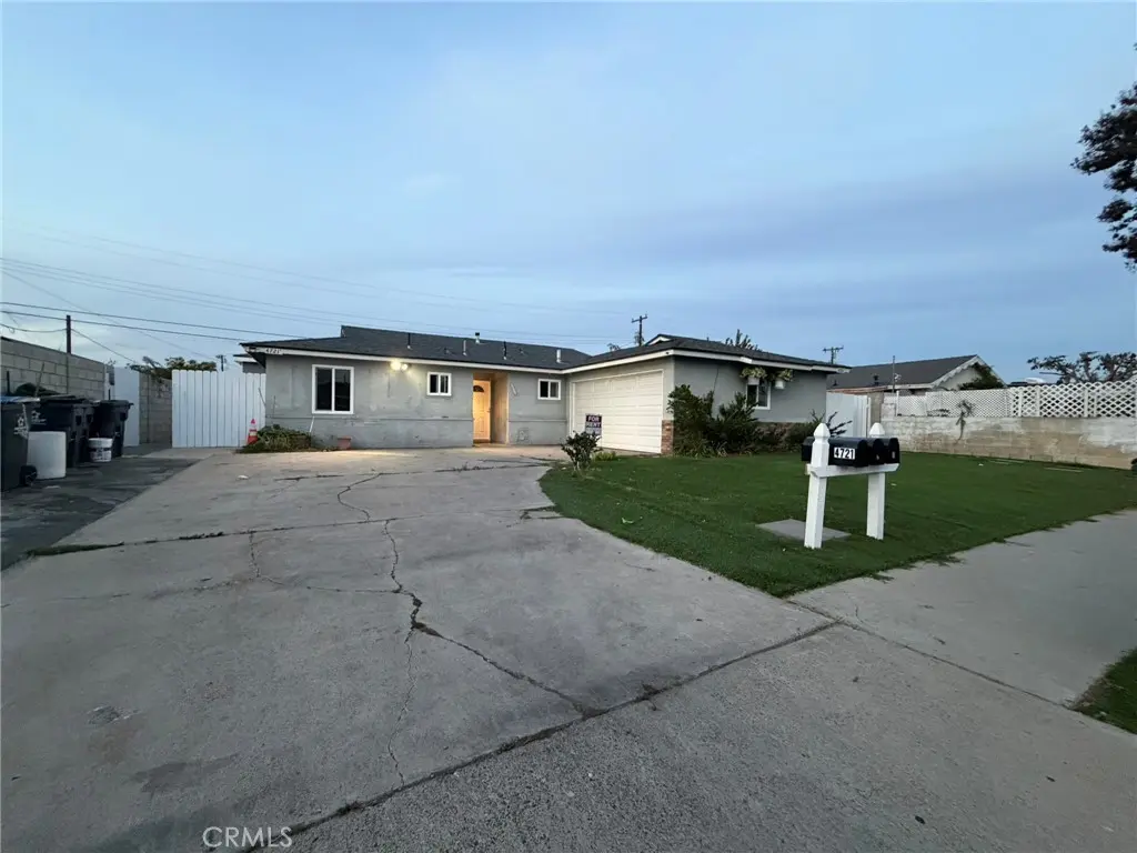 Single Family Residence for sale at 4721 W Oakfield, Santa Ana, CA featuring 6 beds and 5 baths