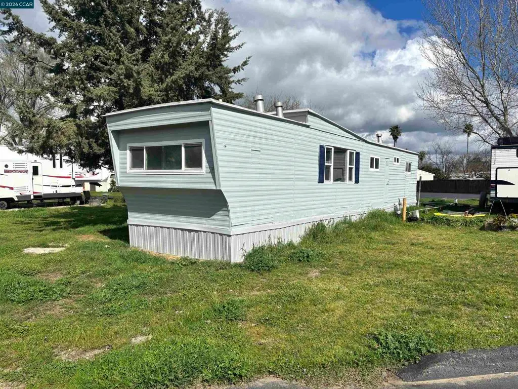 3505 Gateway Rd, 13M, Bethel Island, CA — listing photo 1