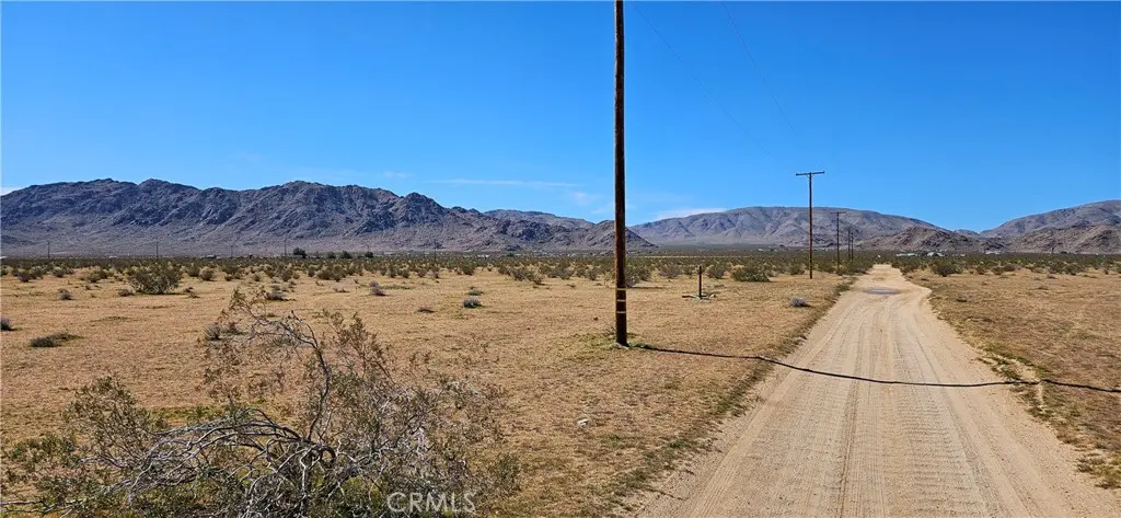 800 Circle C Rd., Lucerne Valley, CA — listing photo 1
