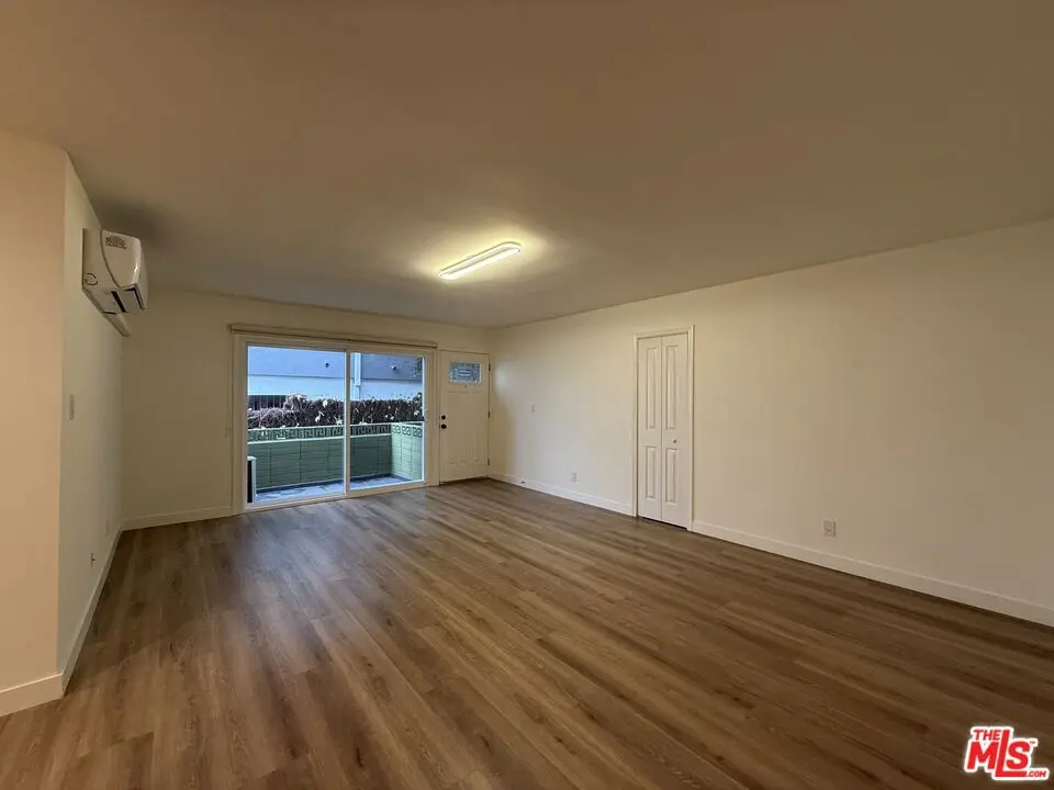 Residential Lease for rent at 314 S Clark Drive 2, Los Angeles, Los Angeles County, CA featuring 2 beds and 2 baths