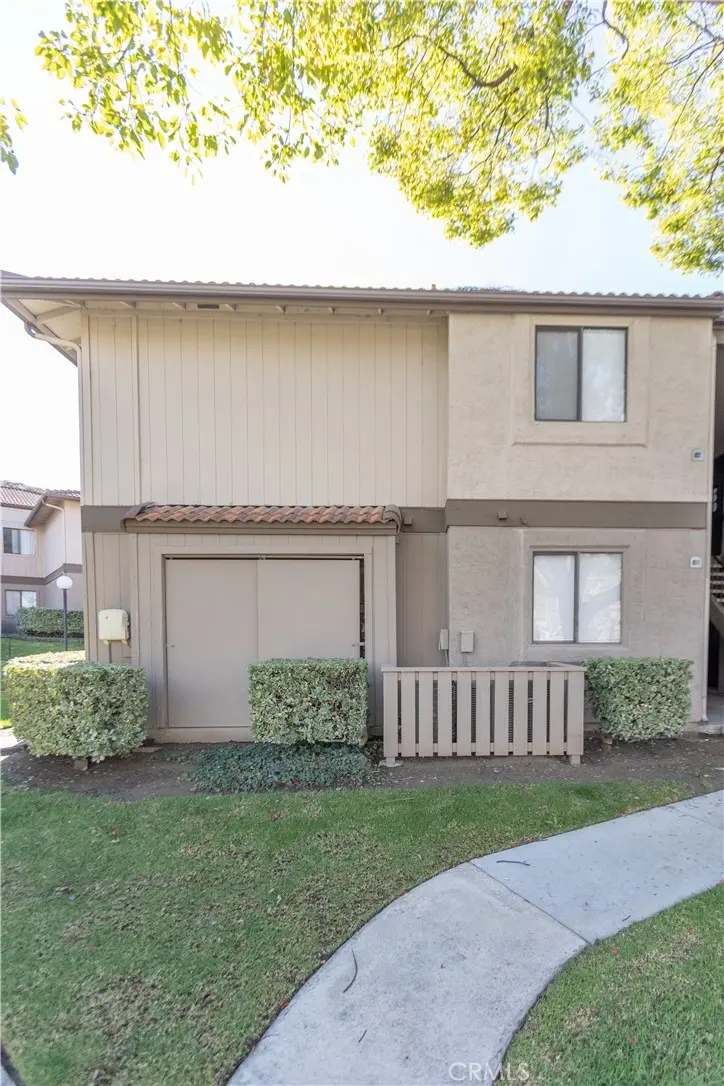 Condominium for rent at 1265 Kendall, San Bernardino, CA featuring 3 beds and 2 baths