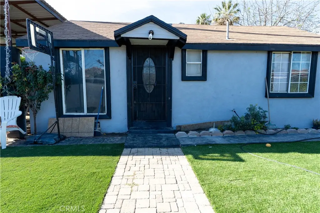 Single Family Residence for sale at 3895 Twining, Jurupa Valley, CA featuring 3 beds and 1 bath